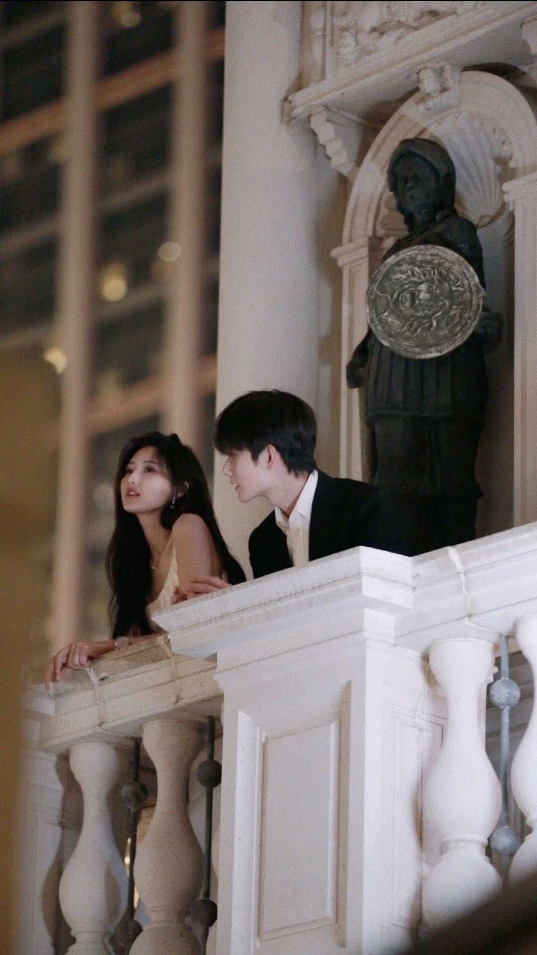 Ai Mới Là Bạch Nguyệt Quang?